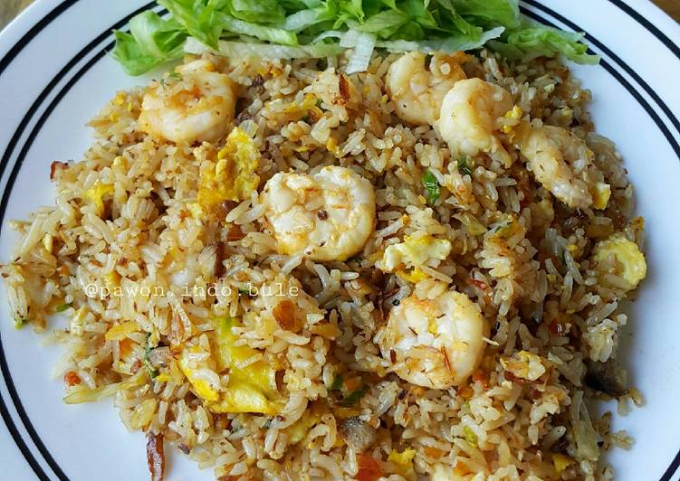 Spicy Shrimp Fried Rice (Indonesian Style)