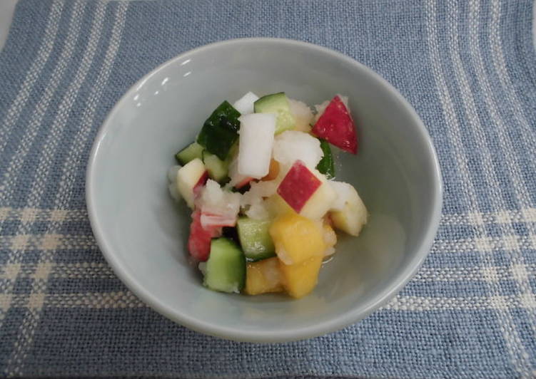 Snow “Namasu” with Crab-Flavored Seafood, Vegetables and Fruits