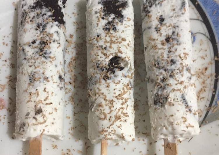 Oreo icecream sticks