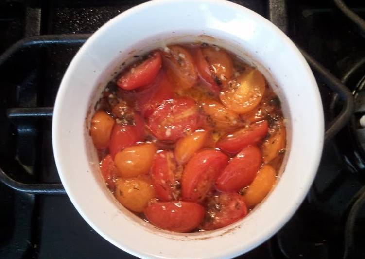 Roasted tomatoes and goat cheese