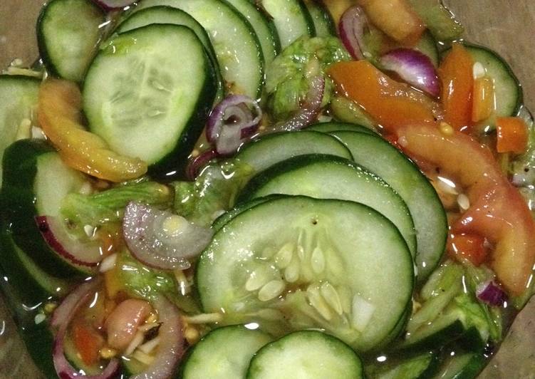 Israeli Salad + Pipino (Cucumber) Ensalada - pickled no cook