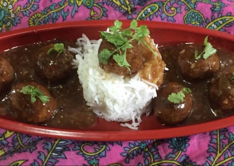 Baked manchurian bolls with curry