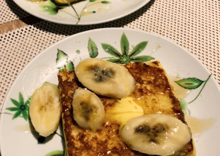 Banana toast with honey and butter
