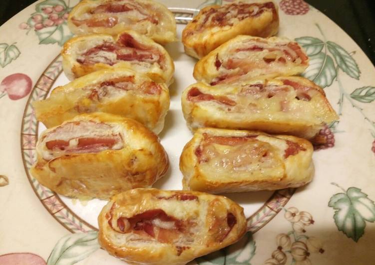Speck and brie pastry bites