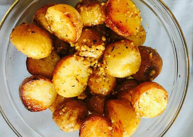 Baked baby potatoes