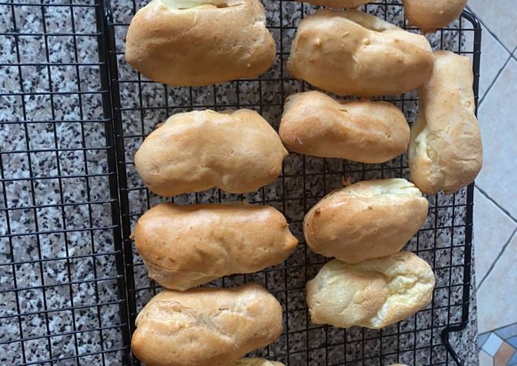 Eclairs (choux pastry only)