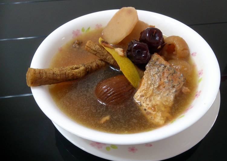 LG HERBS AND FISH SOUP