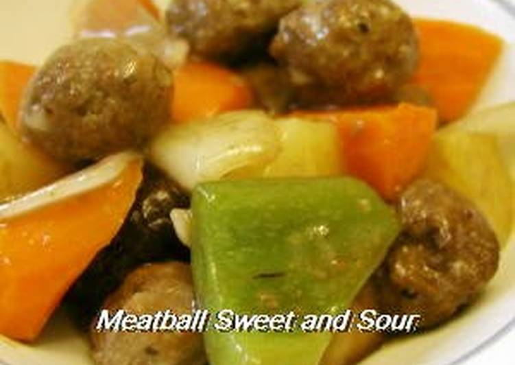Sweet and Sour Pork Style Meatballs with Thick Sweet-Vinegar Sauce