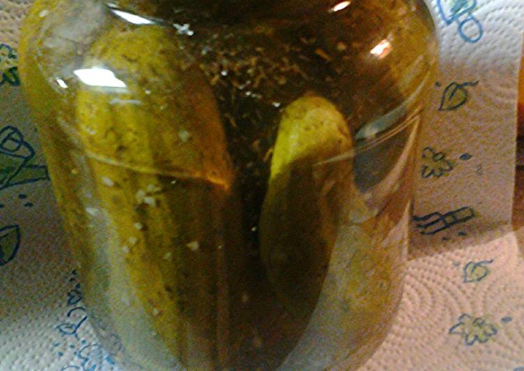 Garlic pickles