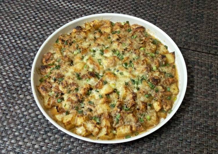 Baked Potato & Chicken with Basil, Thyme & Cheese