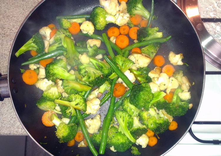 Quick + Simple healthy Vegetarian Stirfry