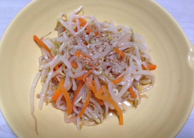 Bean Sprouts and Carrot Namul!