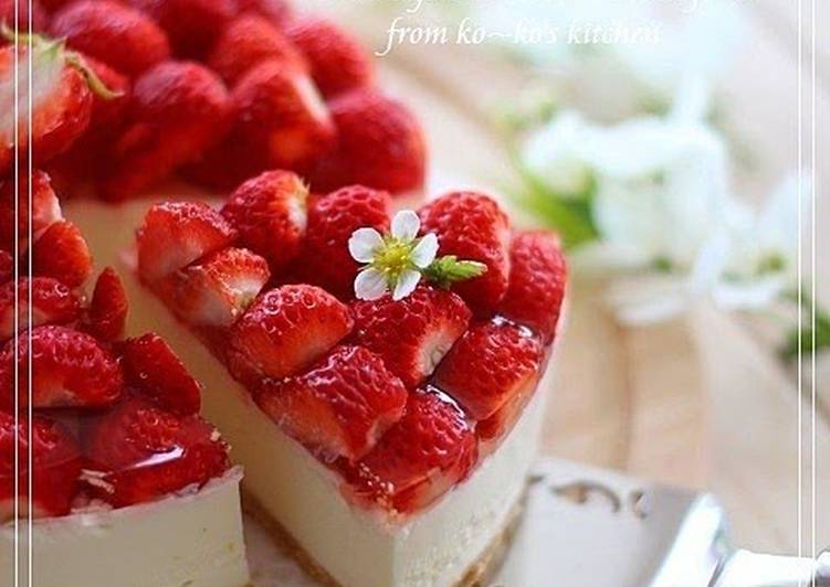 Authentic No-Bake Cheesecake With Strawberries
