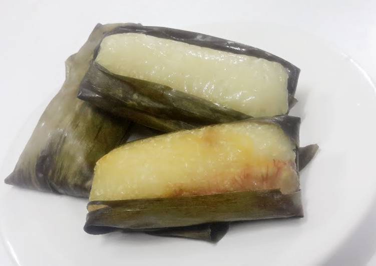 Kanya's Banana with Sticky Rice / Khao Tom Pad