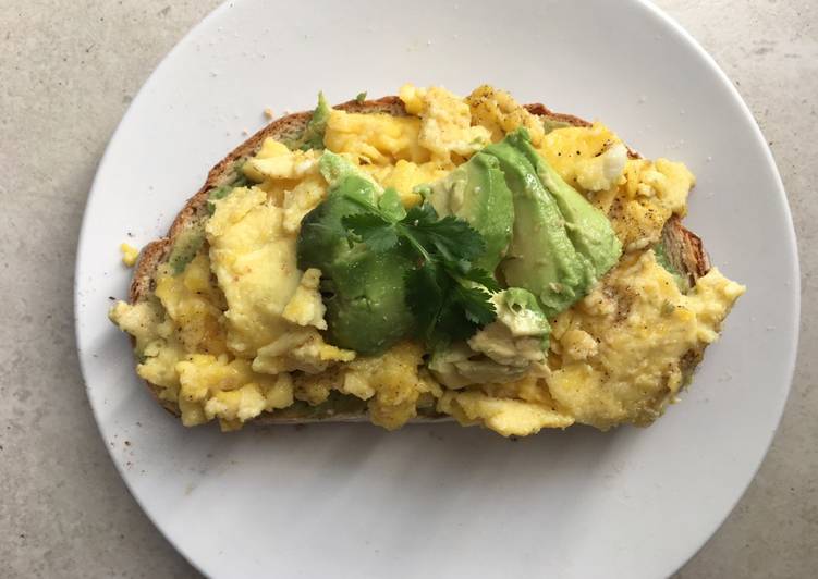 Creamy and delicious scrambled eggs on toast