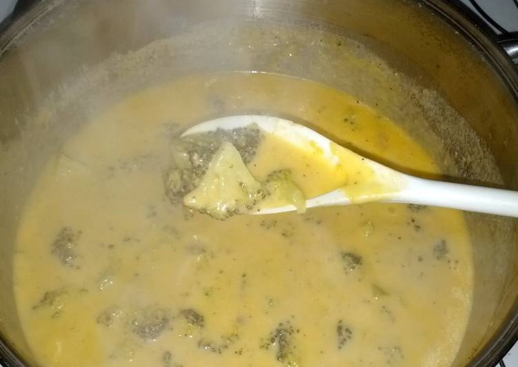 Aliesha's Broccoli & Cheddar Soup!