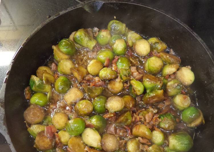 Cast Iron Brussel Sprouts w/ Bacon