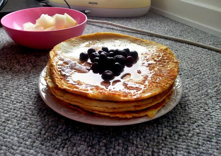 Simple healthy protein pancakes