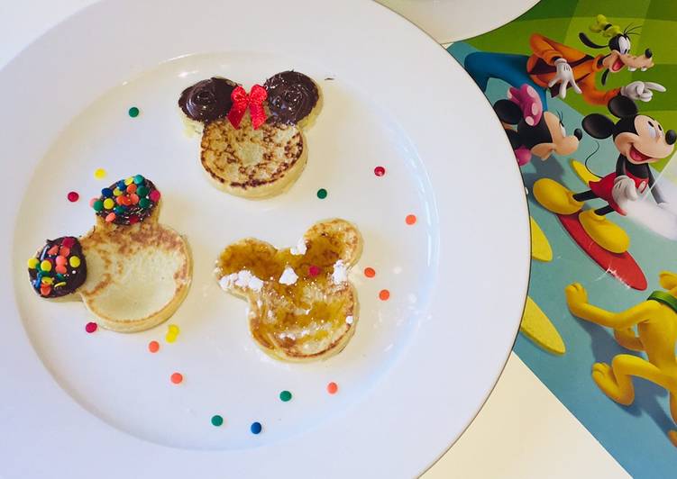 Mickey Mouse crumpets
