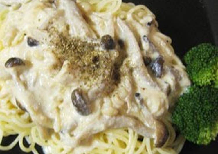 Macrobiotic Creamy Mushroom and Tofu Spaghetti