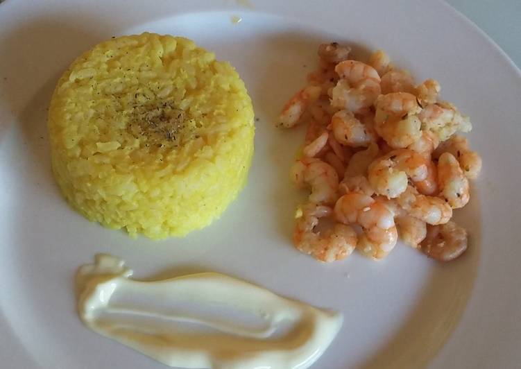 Turmeric rice with pan fried butter garlic shrimp and mayo