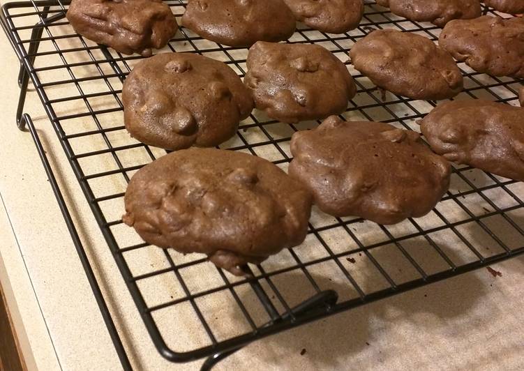 Chocolate Stout Fudge Cookies