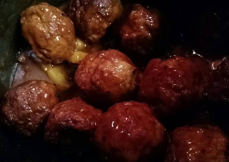 Pineapple BBQ meatballs