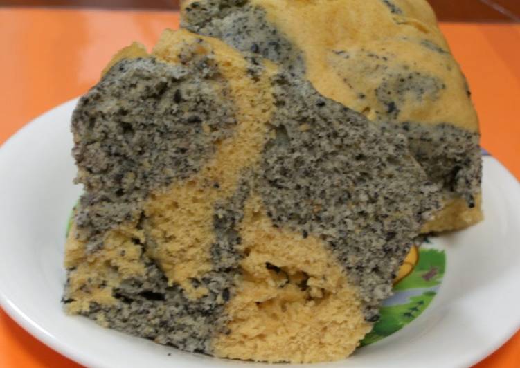Sesame and Kinako Marbled Japanese Flavored Steamed Bread Made in a Microwave