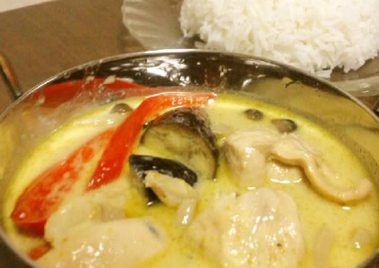 Authentic and Easy Thai Green Curry