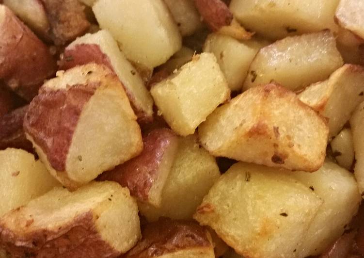 Herb roasted potatoes & garlic