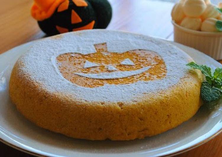 Halloween Kabocha Cake Made in a Rice Cooker from Pancake Mix
