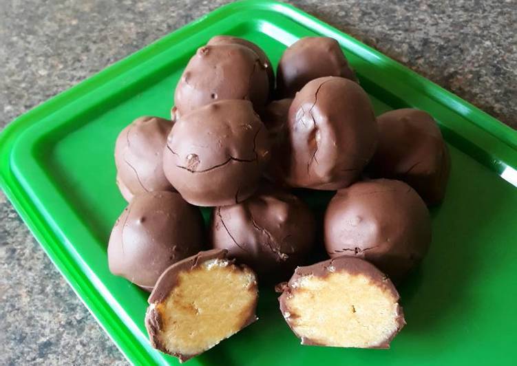 Chocolate peanut butter balls - Gluten free