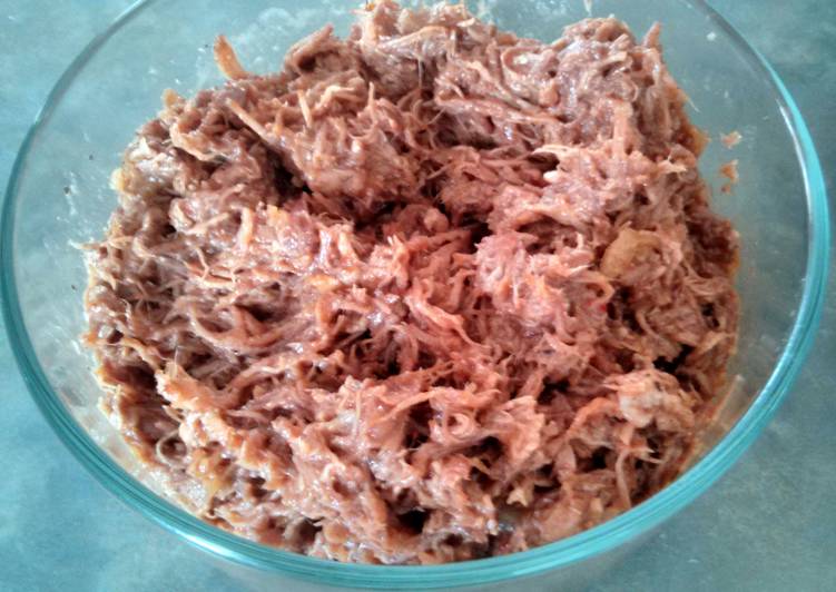 Slow-cooked Pulled Pork