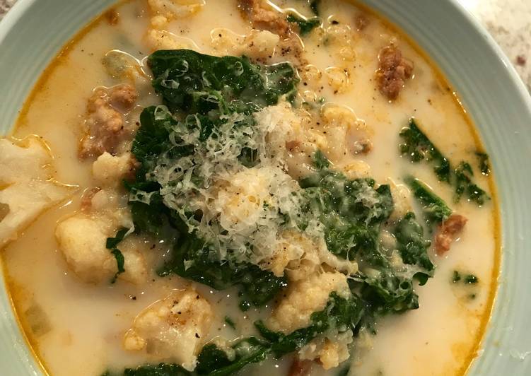 Instant Pot Low carb Zuppa Toscana soup