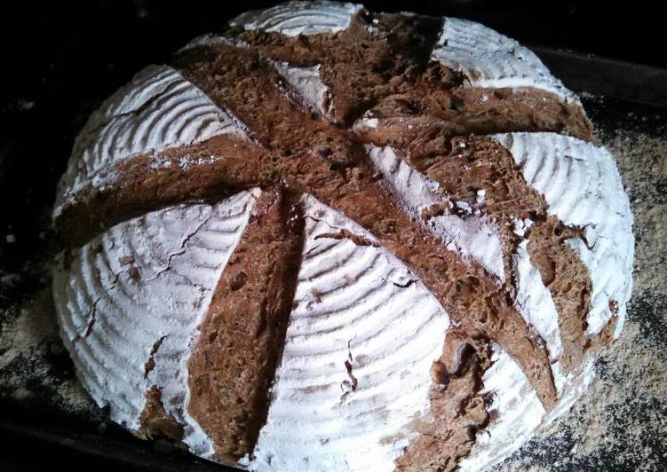 Sourdough Onion rye bread