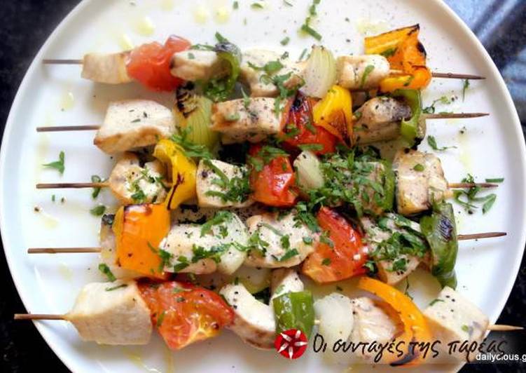 Swordfish souvlaki with vegetables