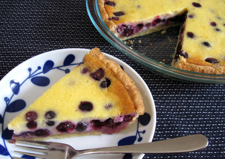 Blueberry & Sour Cream Pie