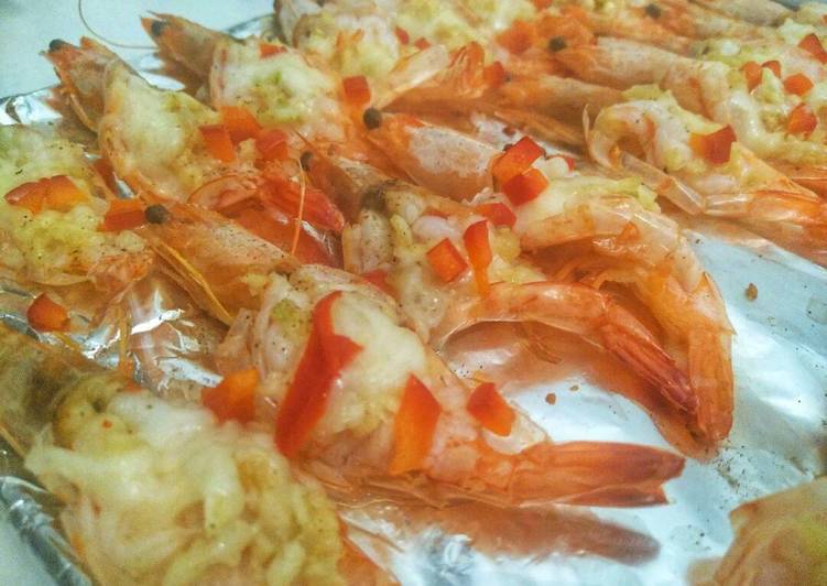 Garlic shrimp with cheese