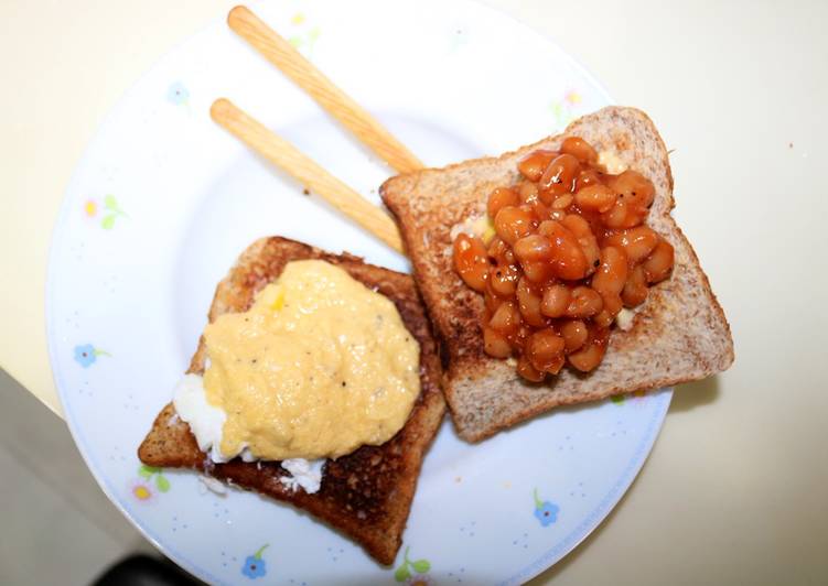 Toast with Eggs Benedict and Baked Beans