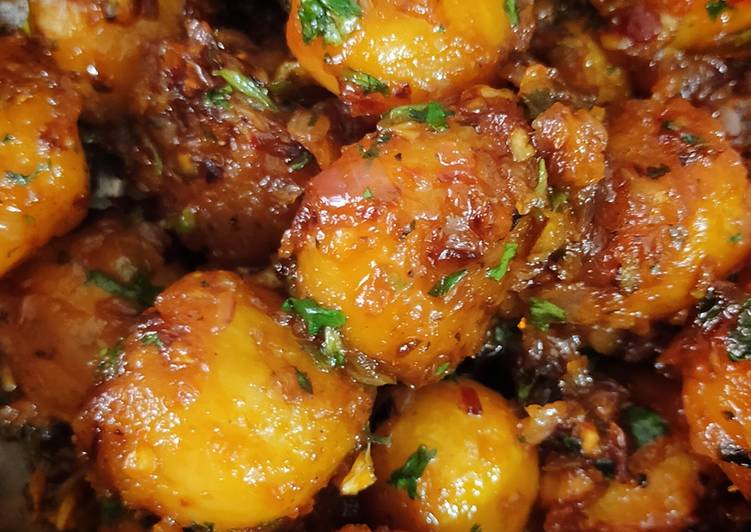 Hot and spicy baby potatoes