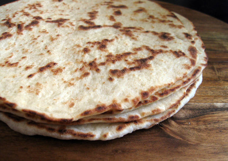 Greek Flat Bread for Souvlaki & Dips