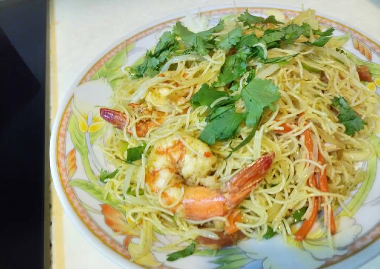 Curry rice noodles