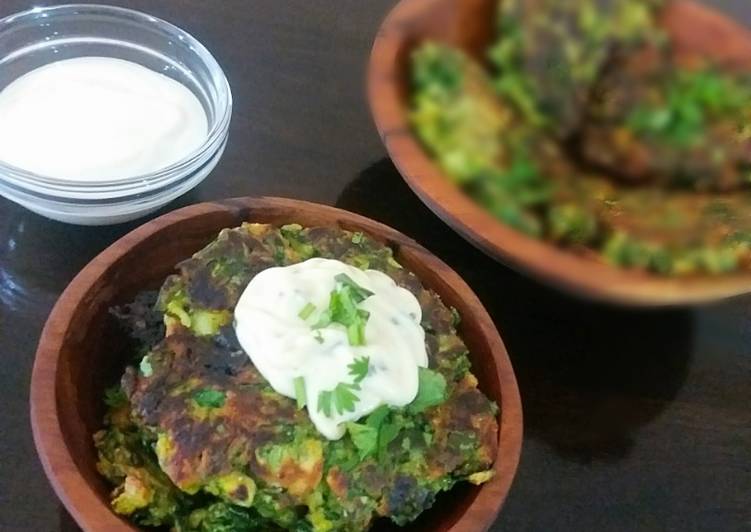 Zucchini spinach fritters