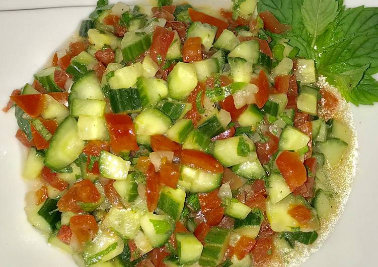 Moroccan cucumber tomato salad