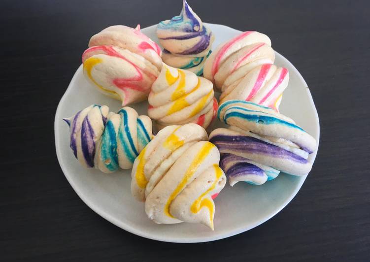Fun-Colored Swirl Meringues