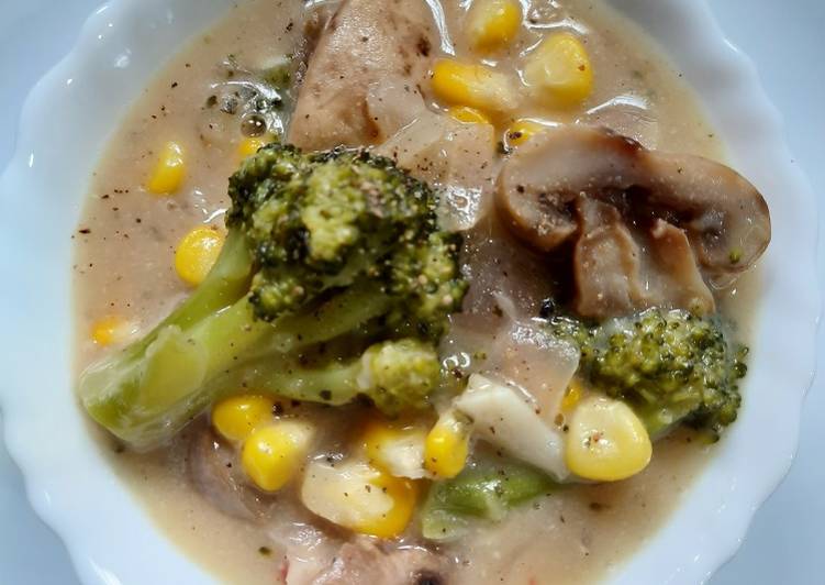 Mushroom Broccoli and Corn soup