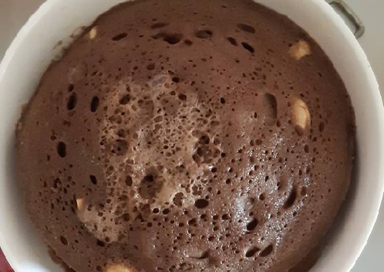 Moist spongy chocolate cake